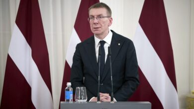 Президент Латвии заявил Илону Маску о долге НАТО защищать мир от России